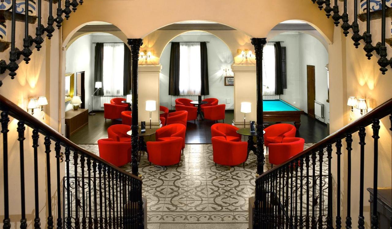 Hotel Rural Y Apartamentos Villa Engracia Espluga de Francolí Esterno foto