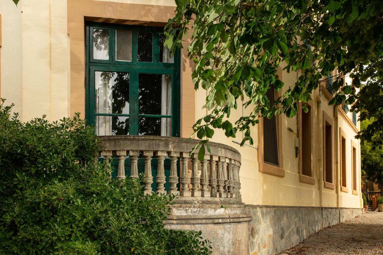 Hotel Rural Y Apartamentos Villa Engracia Espluga de Francolí Esterno foto