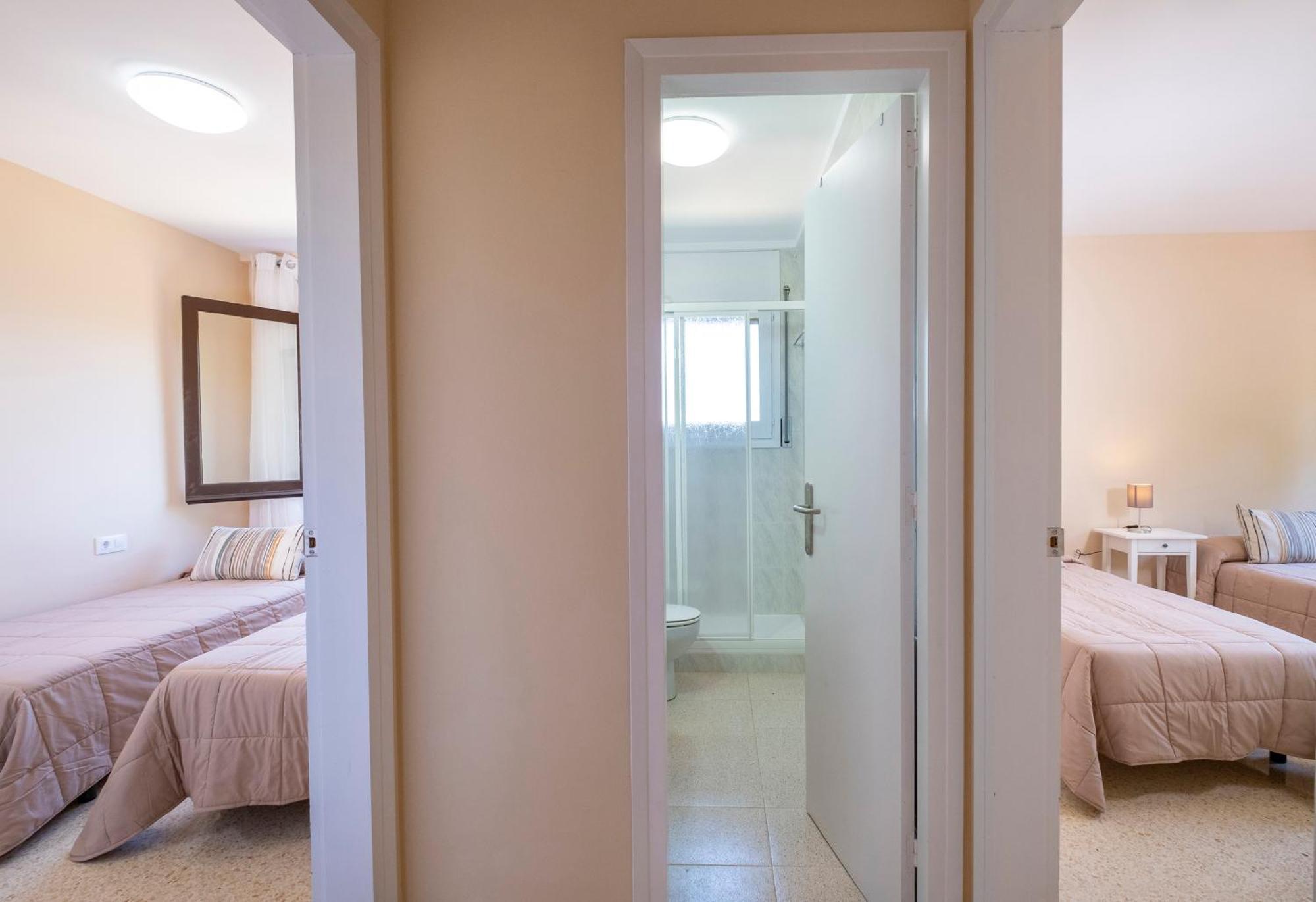 Hotel Rural Y Apartamentos Villa Engracia Espluga de Francolí Esterno foto